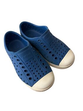 Native Jefferson Boys Girls Toddlers Size C8 Blue White Shoes Waterproof Slip-On